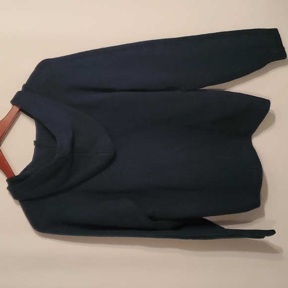 NWT Nevada Zip up Skulls Hoodie - Picture 4 of 7